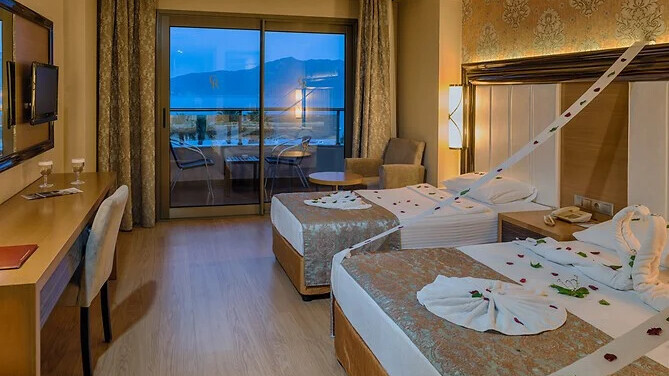 Golden Rock Beach Hotel